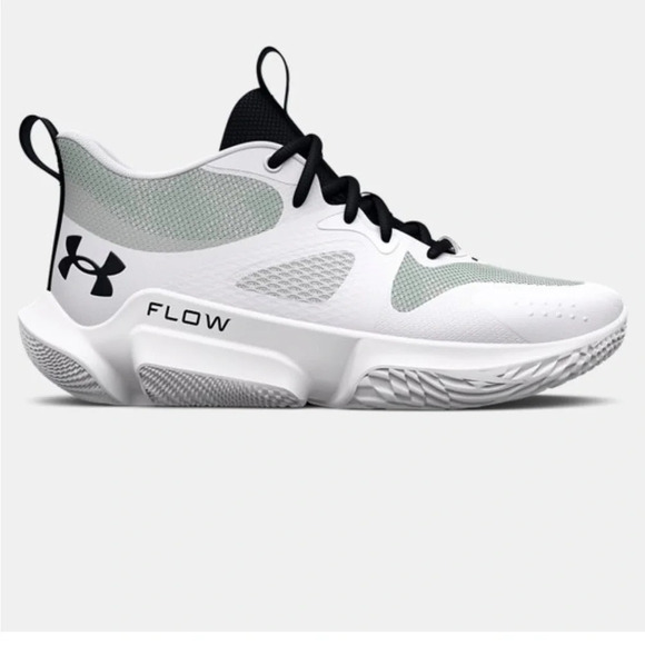 NWT Under Armour Womens UA Flow Breakthru 3 Basketball Shoes White Sneakers New - Picture 1 of 7